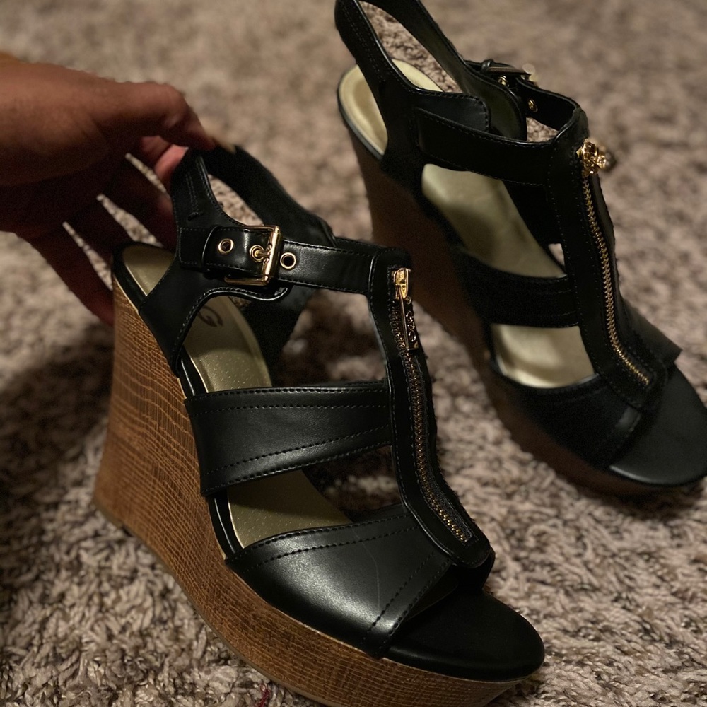GBG Guess Wedge Shoe